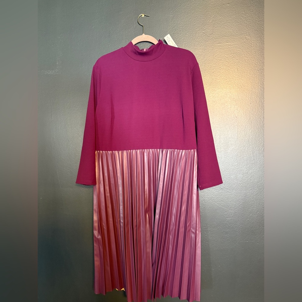 Burgundy NY & C pleated midi dress